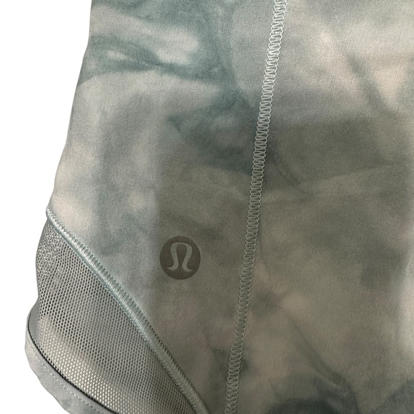 Lululemon Athletica Blue and Gray Athletic Shorts‎ - Picture 4 of 10